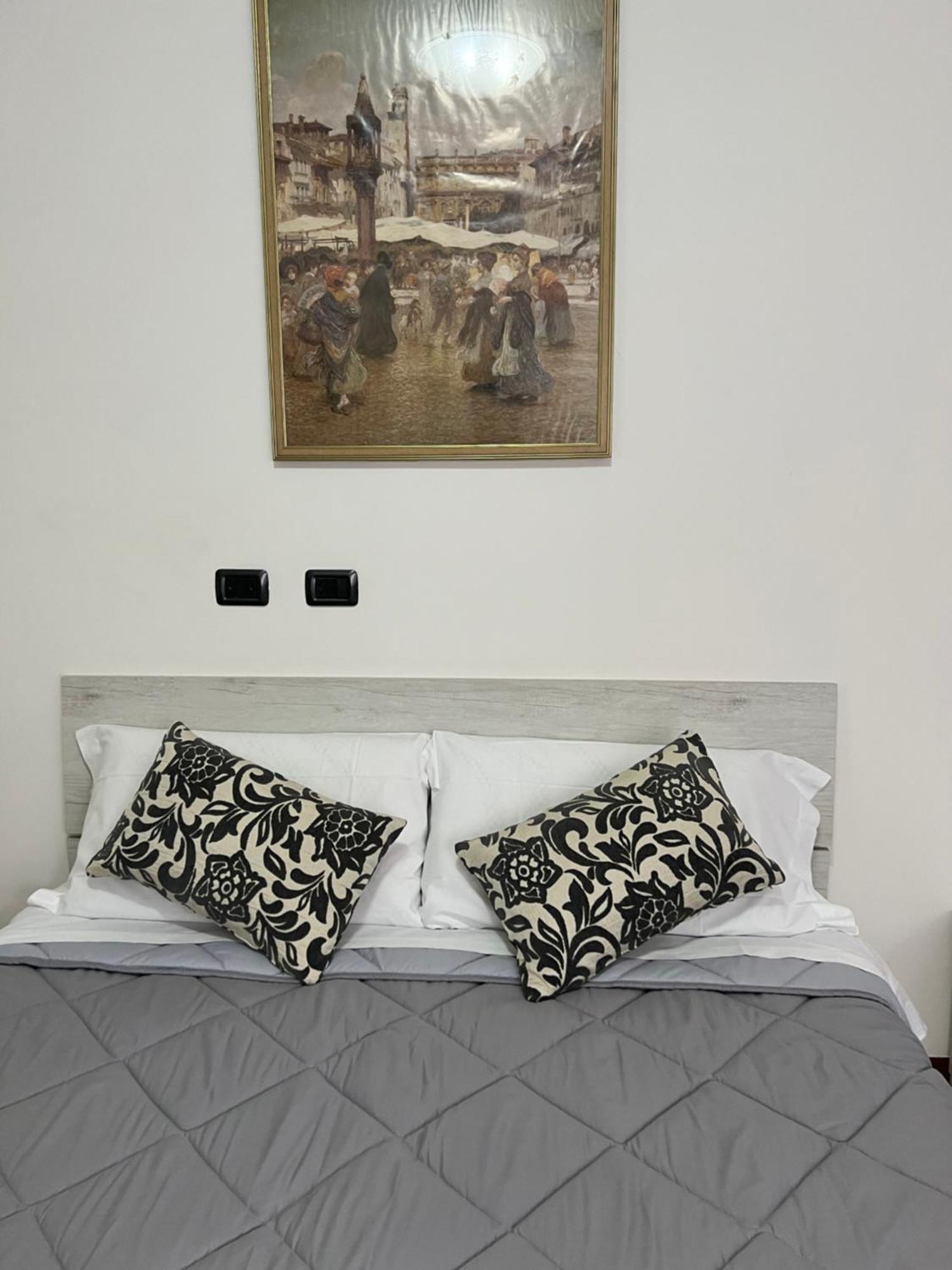 Casa Vacanza Elena 2 Верона Екстериор снимка